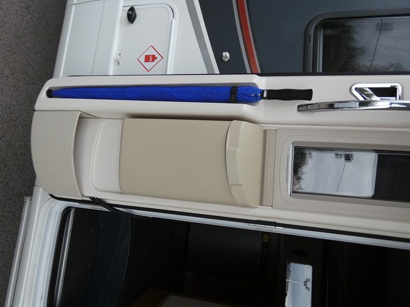 Fiat 2016 16 FIAT AUTO-TRAIL TRACKER RB HI-LINE 6 BERTH HD FIXED BED MEGA LOW MILES
