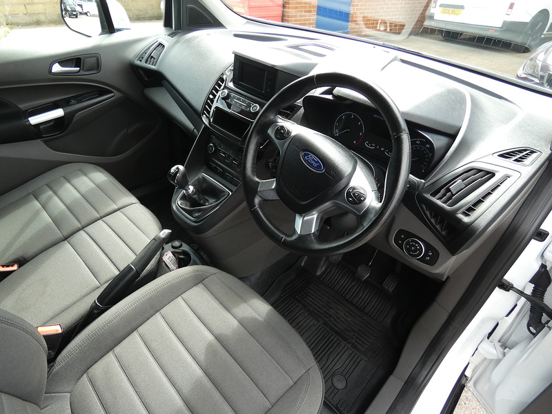 Ford 2023 23 FORD TRANSIT CONNECT 1.5 ECOBLUE LIMITED LWB L2 NICE SPEC
