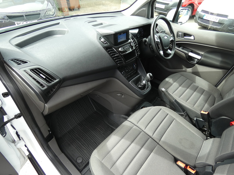 Ford 2023 23 FORD TRANSIT CONNECT 1.5 ECOBLUE LIMITED LWB L2 NICE SPEC