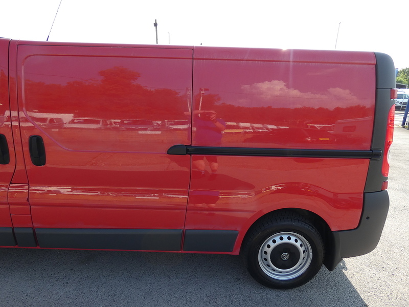 Vauxhall 2014 14 VAUXHALL VIVARO 2.0CDTI LWB ONLY 24K EX FIRE AND RESCUE DAY VAN