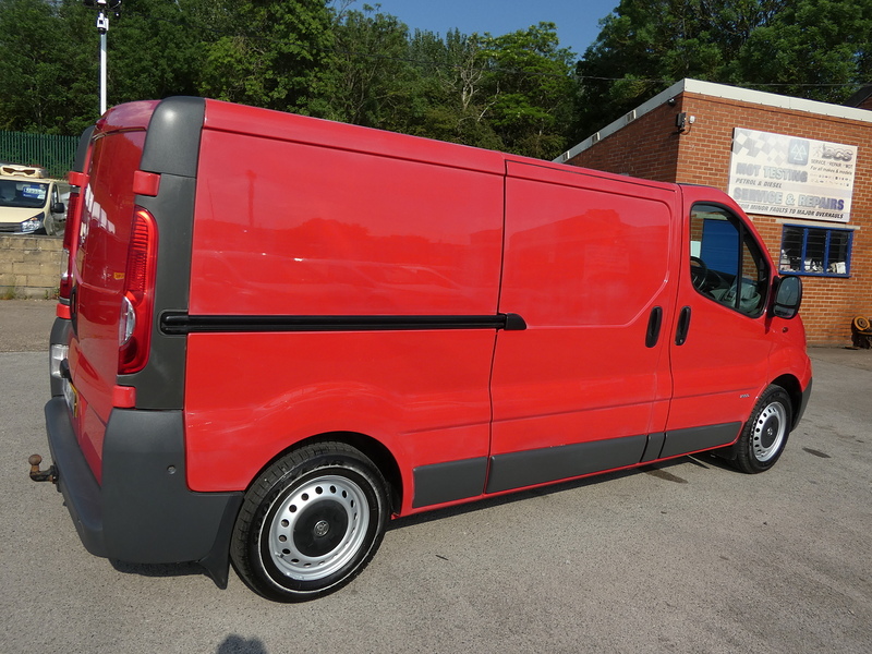 Vauxhall 2014 14 VAUXHALL VIVARO 2.0CDTI LWB ONLY 24K EX FIRE AND RESCUE DAY VAN