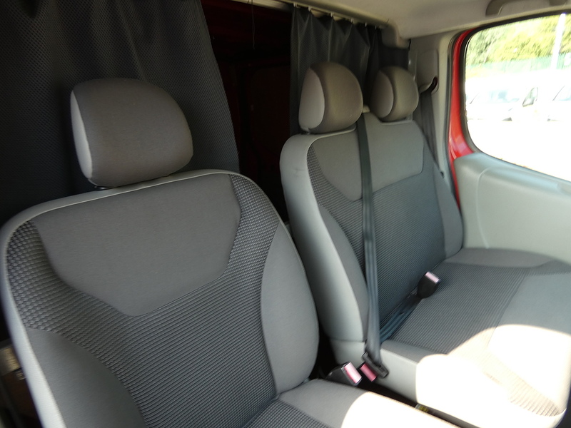 Vauxhall 2014 14 VAUXHALL VIVARO 2.0CDTI LWB ONLY 24K EX FIRE AND RESCUE DAY VAN