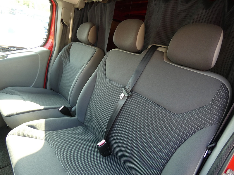Vauxhall 2014 14 VAUXHALL VIVARO 2.0CDTI LWB ONLY 24K EX FIRE AND RESCUE DAY VAN