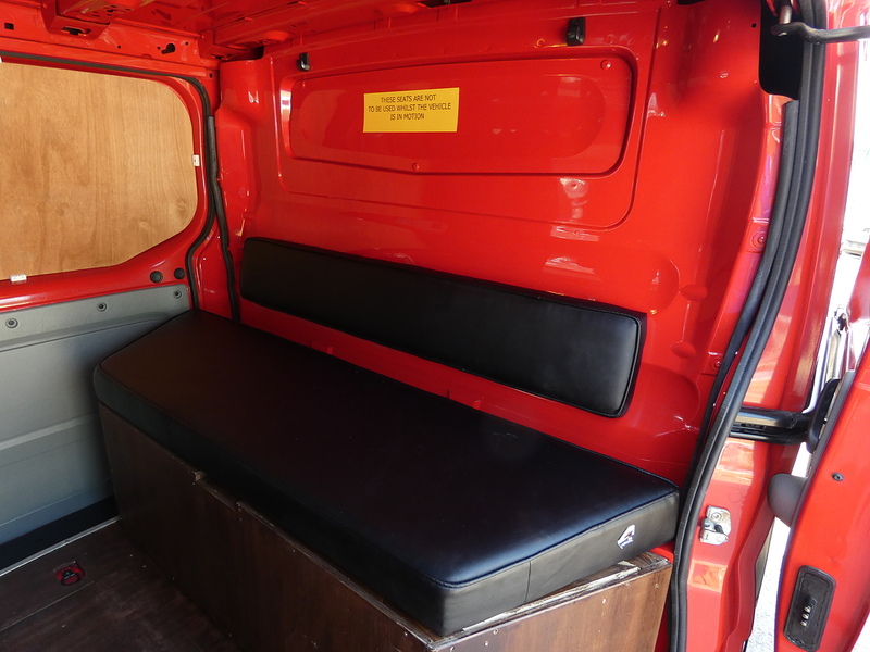 Vauxhall 2014 14 VAUXHALL VIVARO 2.0CDTI LWB ONLY 24K EX FIRE AND RESCUE DAY VAN