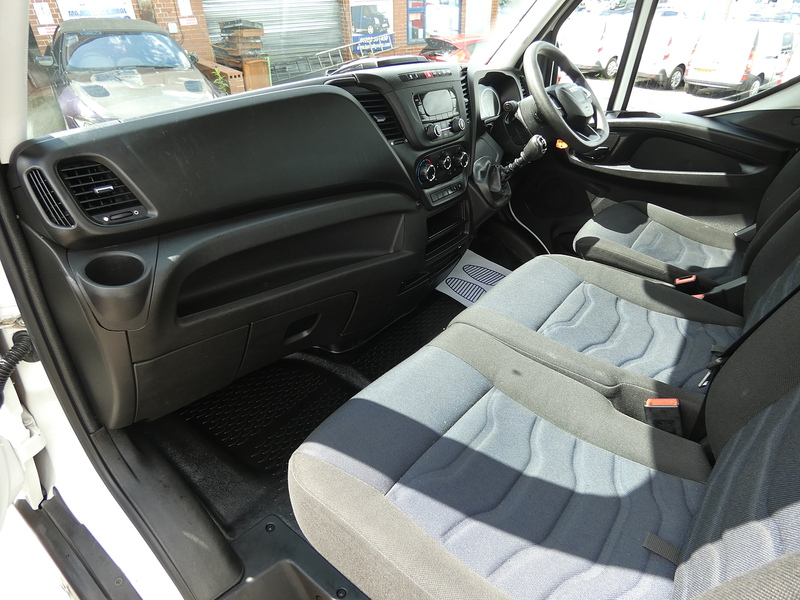 Iveco 2021 71 IVECO DAILY 2.3HPI 35C LWB 4M DROPSIDE PICKUP ONLY 80K DRW