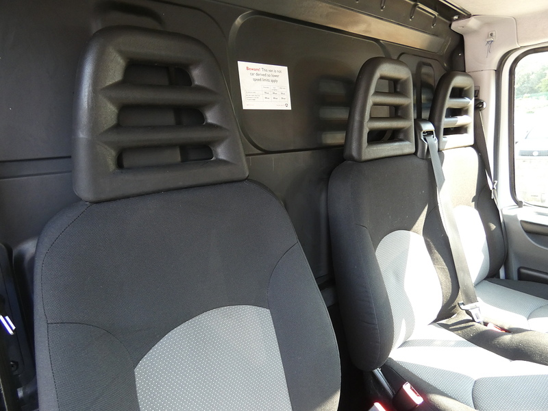 Iveco 2010 59 IVECO DAILY 2.3TD L2H2 MWB 35C11 RARE TWIN WHEEL SHOWMANS DREAM ONLY 70K