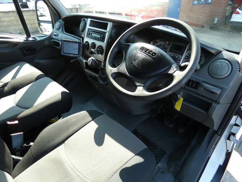 Iveco 2010 59 IVECO DAILY 2.3TD L2H2 MWB 35C11 RARE TWIN WHEEL SHOWMANS DREAM ONLY 70K