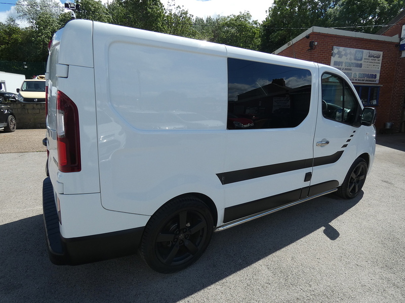 RENAULT TRAFIC 1.6DCI ENERGY L1H1 2 BERTH CAMPER VAN CONVERSION NO VAT ON SITE...