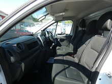 2021 71 RENAULT TRAFIC 2.0DCI ENERGY 30 SPORT L2 LWB ONLY 78K