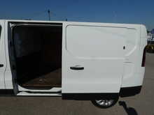 2021 71 RENAULT TRAFIC 2.0DCI ENERGY 30 SPORT L2 LWB ONLY 78K