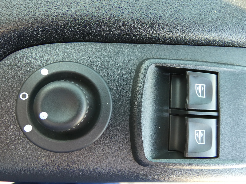 Renault 2021 71 RENAULT TRAFIC 2.0DCI ENERGY 30 SPORT L2 LWB ONLY 78K
