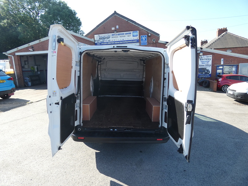 Renault 2021 71 RENAULT TRAFIC 2.0DCI ENERGY 30 SPORT L2 LWB ONLY 78K