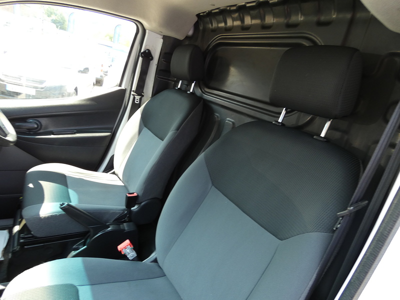 Nissan 2015 15 NISSAN NV200 1.5DCI ACENTA TWIN SLD 1 COMPANY OWNER FSH
