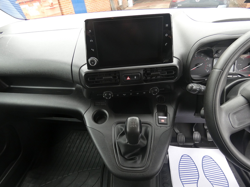 Citroen 2020 70 CITROEN BERLINGO 1.5 BLUEHDI 650 ENTERPRISE NEW BELT JUST FITTED