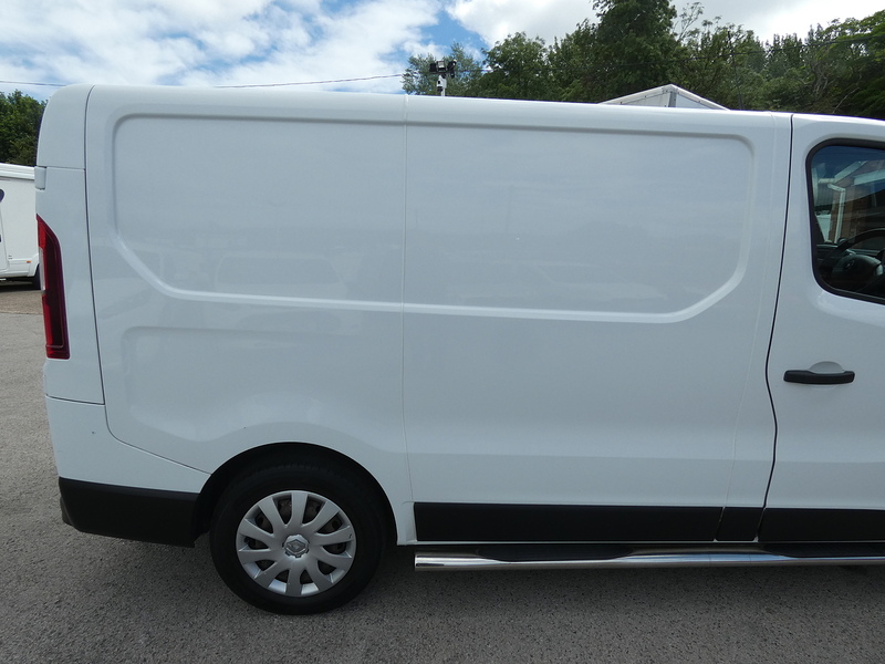 Renault 2018 68 RENAULT TRAFIC 1.6DCI ENERGY 27 BUSINESS PLUS L1H1 SWB