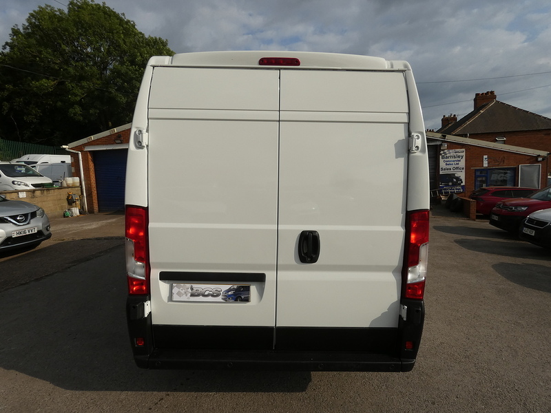 Peugeot 2021 70 PEUGEOT BOXER 2.2 BLUEHDI L3H2 LWB PROFESSIONAL FULL HISTORY NO VAT