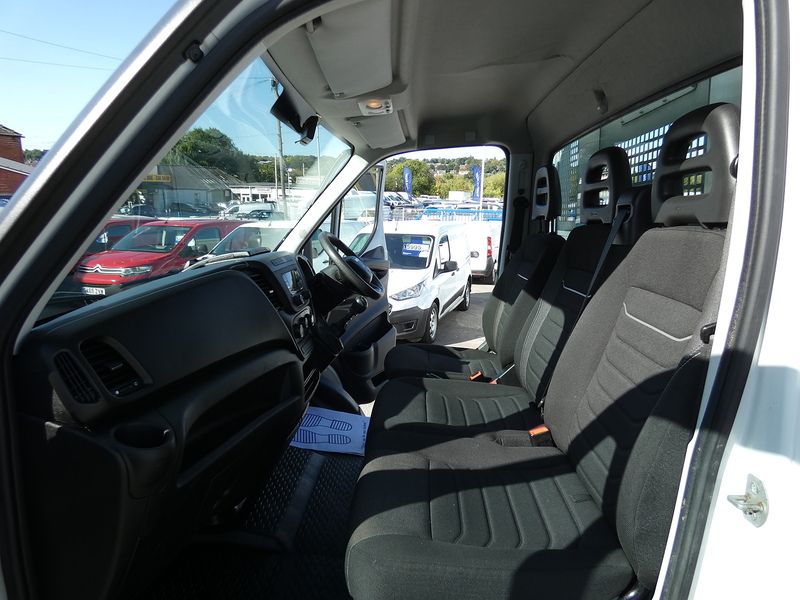 Iveco 2023 23 IVECO DAILY 2.3D 140PS DROPSIDE 4.2M PICKUP TWIN REAR WHEEL