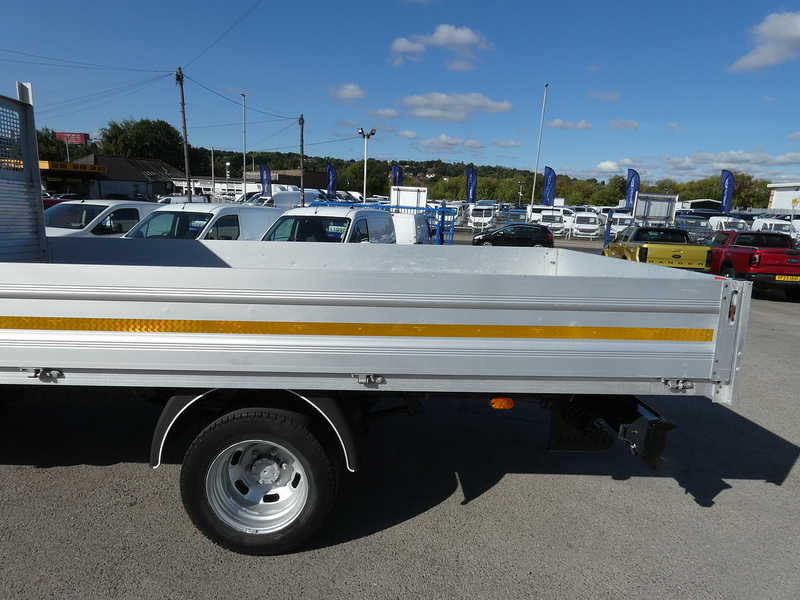 Iveco 2023 23 IVECO DAILY 2.3D 140PS DROPSIDE 4.2M PICKUP TWIN REAR WHEEL