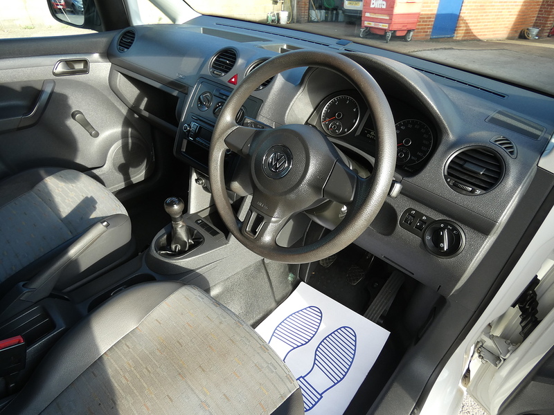 Volkswagen 2012 12 VOLKSWAGEN CADDY 1.6TDCI C20 MAXI TWIN SLD 104K FULL HISTORY