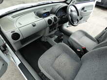 2003 03 RENAULT KANGOO 1.2 SL16P 75 PETROL RARE VAN