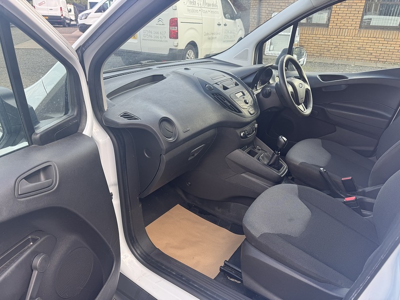Ford Transit Courier 1.5 TDCi Panel Van 5dr Diesel Manual L1 Euro 6 (75 ps) - U2900