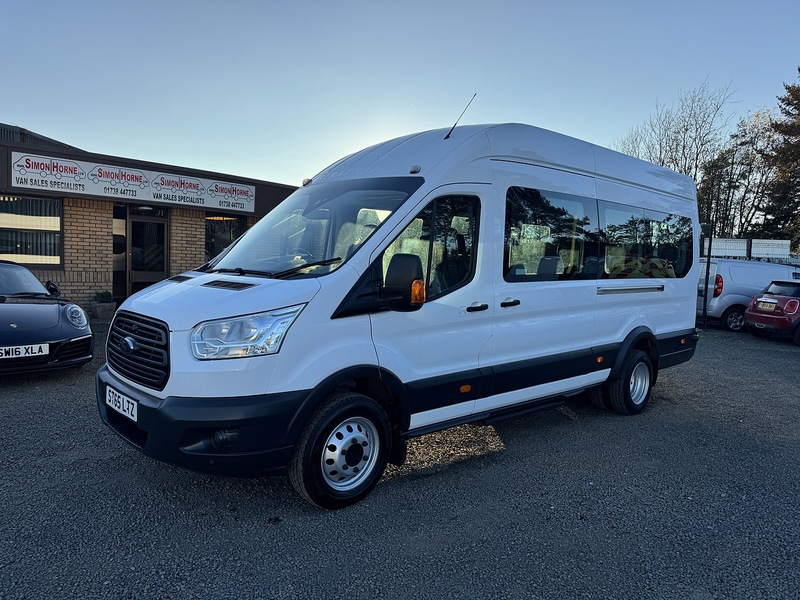 Ford Transit 460 L4 H3 2.2TDCi 125ps (Euro6) 17 Seat Minibus - U3022