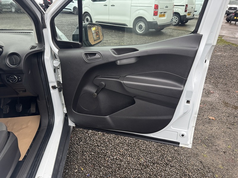 Ford Transit Courier 1.5 TDCi Panel Van 5dr Diesel Manual L1 Euro 6 (75 ps) - U3123