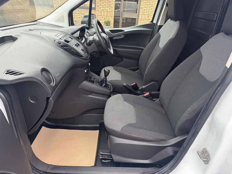 Ford Transit Courier 1.5 TDCi Panel Van 5dr Diesel Manual L1 Euro 6 (75 ps) - U3123