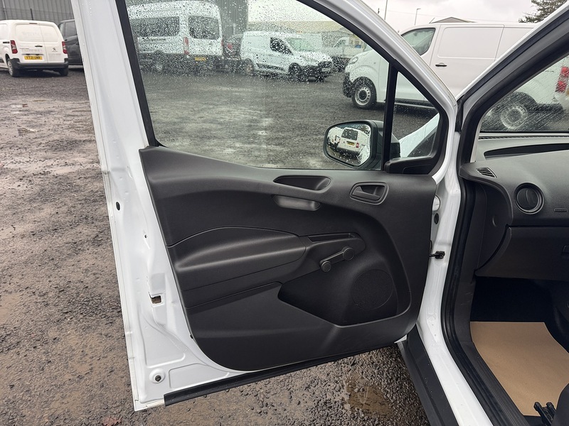 Ford Transit Courier 1.5 TDCi Panel Van 5dr Diesel Manual L1 Euro 6 (75 ps) - U3123