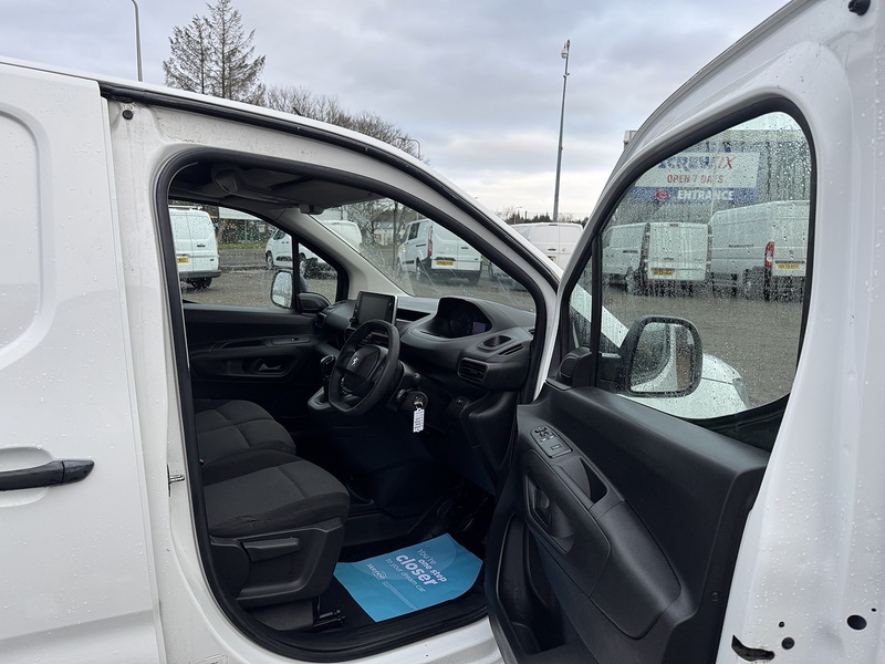 Peugeot Partner 1.5 BlueHDi 950 Professional Long Panel Van 6dr Diesel Manual LWB Euro 6 (s/s) (100 bhp) - U3201