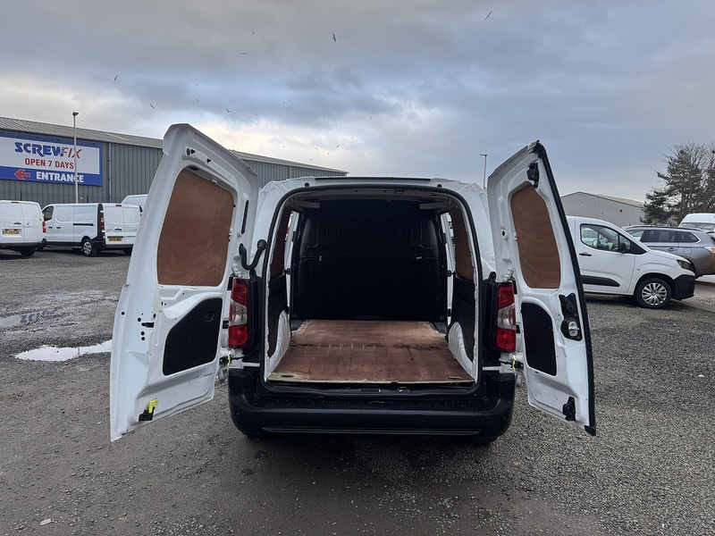 Peugeot Partner 1.5 BlueHDi 950 Professional Long Panel Van 6dr Diesel Manual LWB Euro 6 (s/s) (100 bhp) - U3201