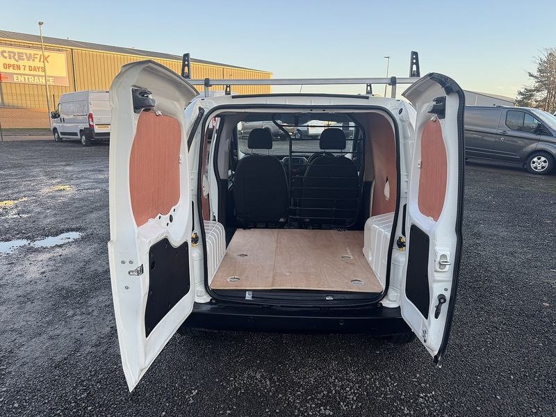 Fiat Fiorino 1.4 8v Tecnico Car Derived Van 5dr Petrol Manual Euro 6 (75 bhp) - U3209