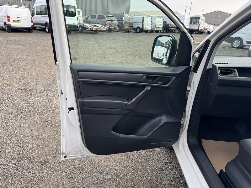 Volkswagen Caddy TDI C20 Startline - U3237