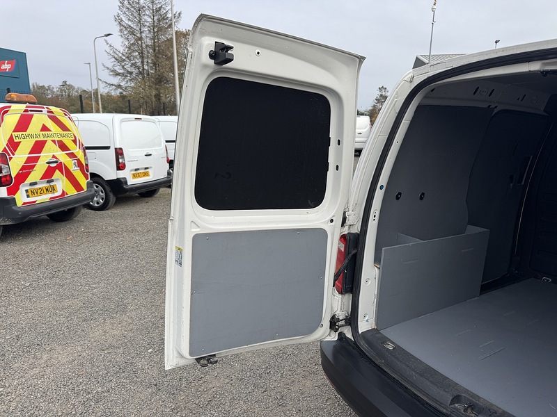 Volkswagen Caddy TDI C20 Startline - U3237