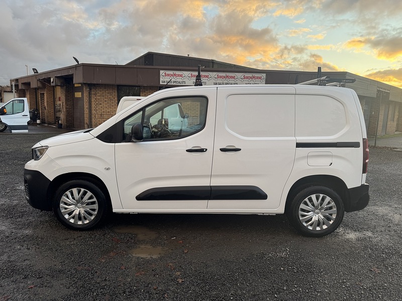 Peugeot Partner BlueHDi 1000 Professional - U3238