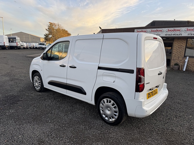 Vauxhall Combo Turbo D 2300 Sportive - U3244