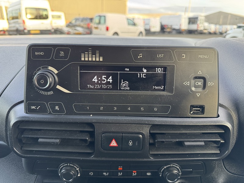 Vauxhall Combo Turbo D 2300 Sportive - U3244