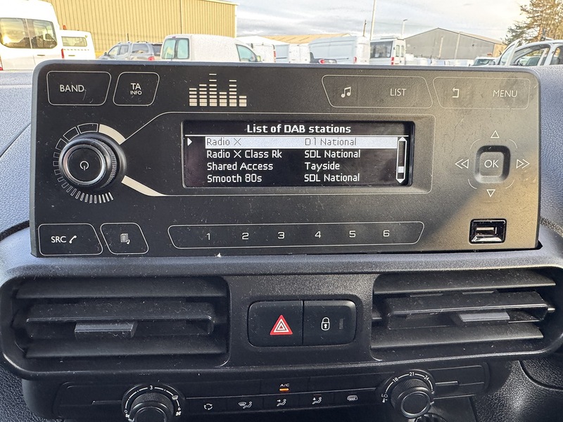 Vauxhall Combo Turbo D 2300 Sportive - U3244