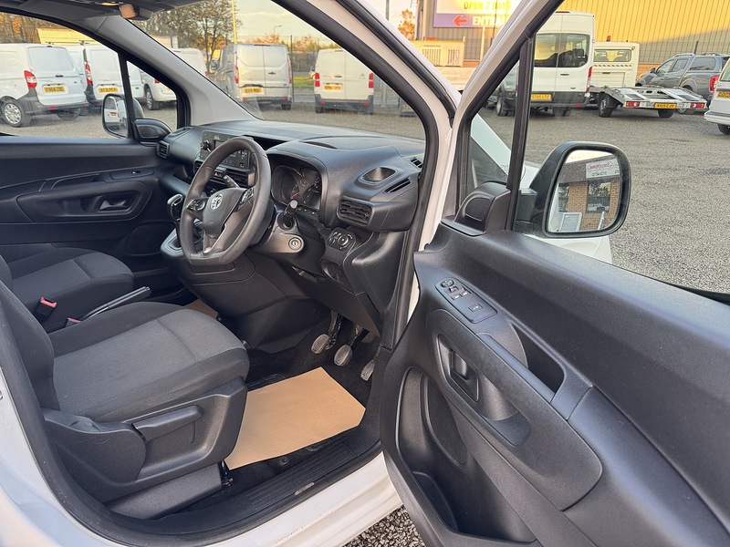 Vauxhall Combo Turbo D 2300 Sportive - U3244