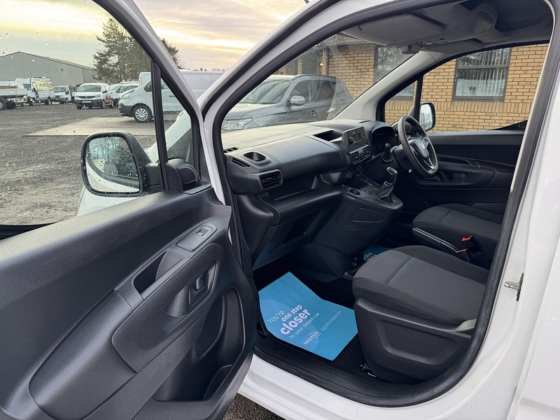 Vauxhall Combo Turbo D 2300 Sportive - U3251