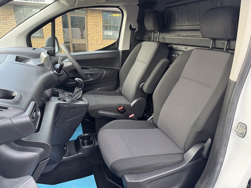 Vauxhall Combo Turbo D 2300 Sportive - U3251