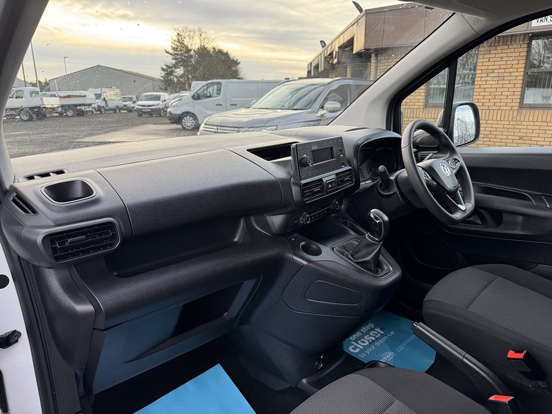 Vauxhall Combo Turbo D 2300 Sportive - U3251