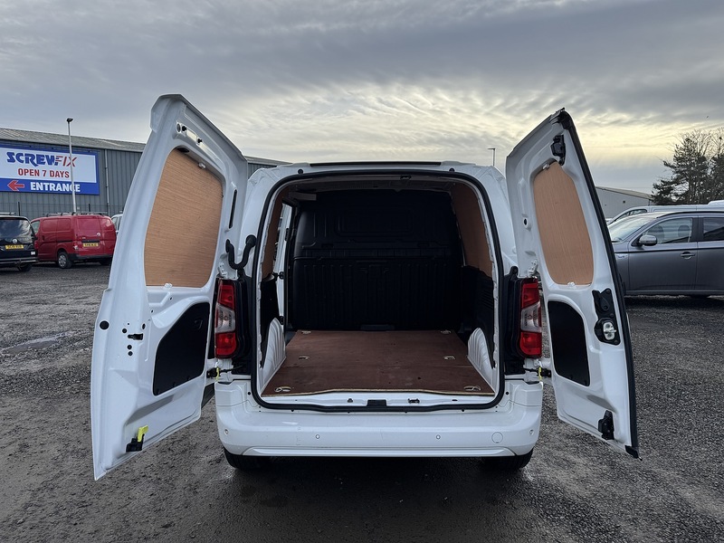 Vauxhall Combo Turbo D 2300 Sportive - U3251