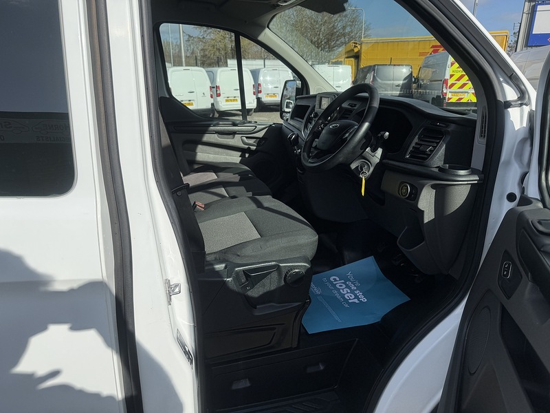 Ford Transit Custom 300 EcoBlue Leader - U3268