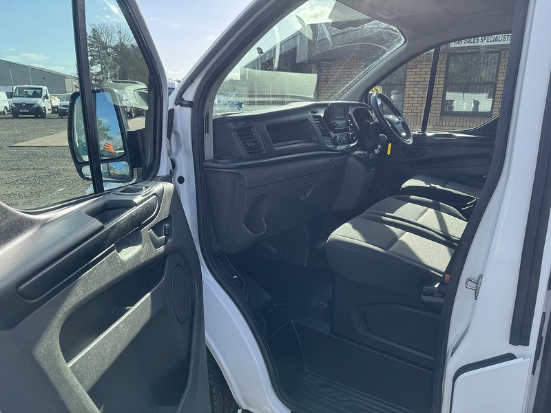 Ford Transit Custom 300 EcoBlue Leader - U3268