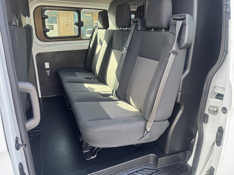 Ford Transit Custom 300 EcoBlue Leader - U3268