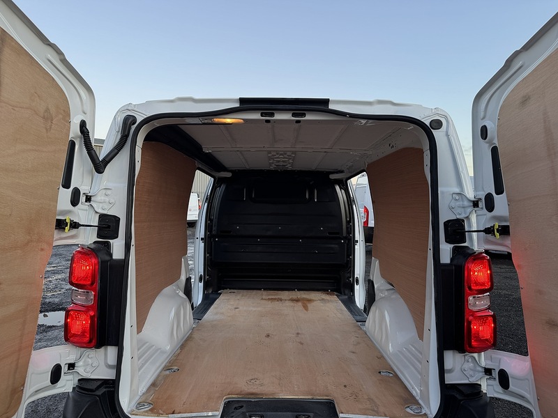 Vauxhall Vivaro Turbo D 2900 Dynamic - U3272