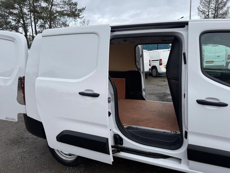Vauxhall Combo Turbo D 2300 Prime - U3275