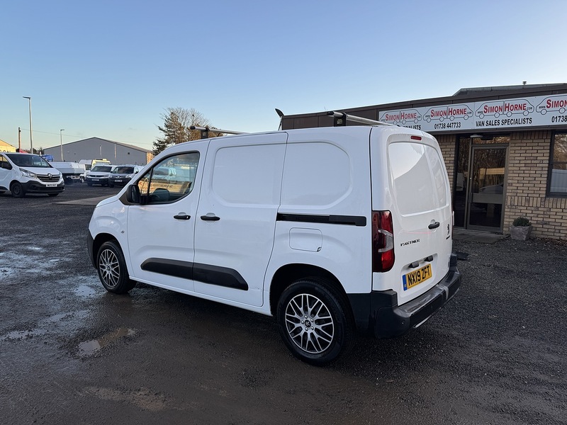 Peugeot Partner BlueHDi 1000 Professional - U3278