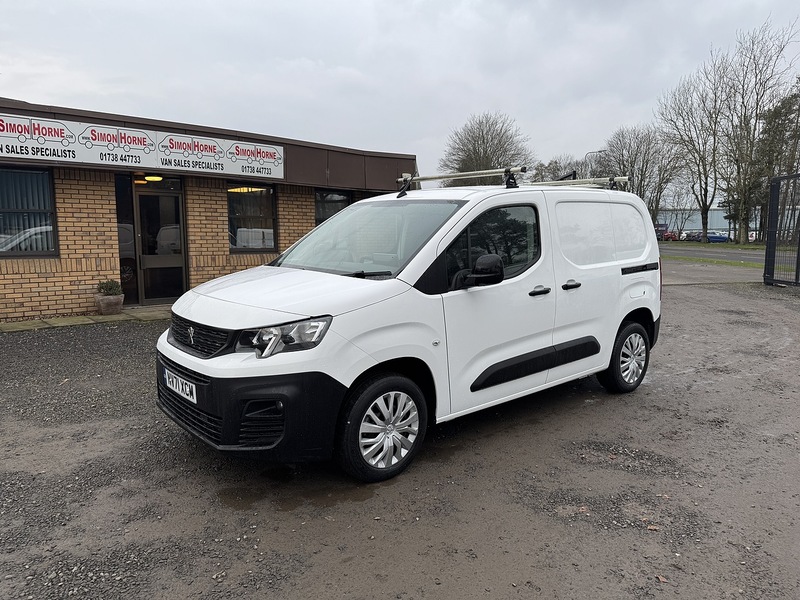 Peugeot Partner BlueHDi 1000 Professional Premium - U3281